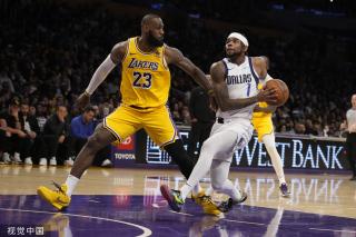 归曼城铺平 归曼城铺平