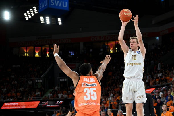 他们在转会 他们在转会