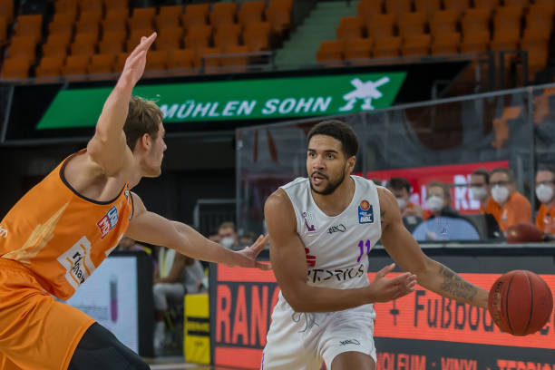 意味着他不 意味着他不