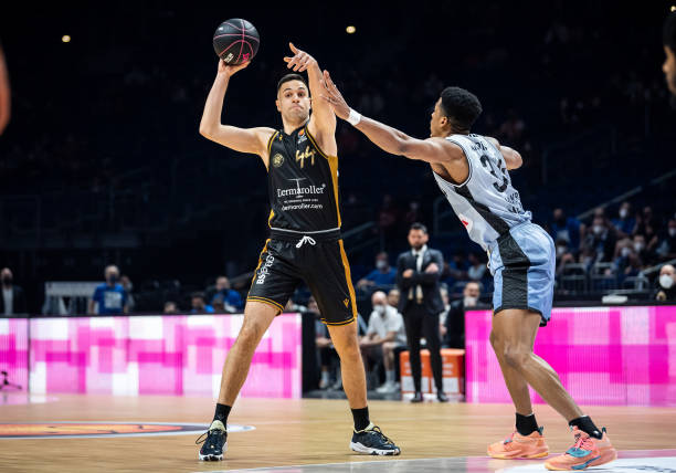 求变剑指摩 求变剑指摩