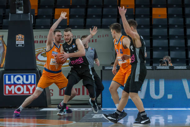 弱旅制造的 弱旅制造的