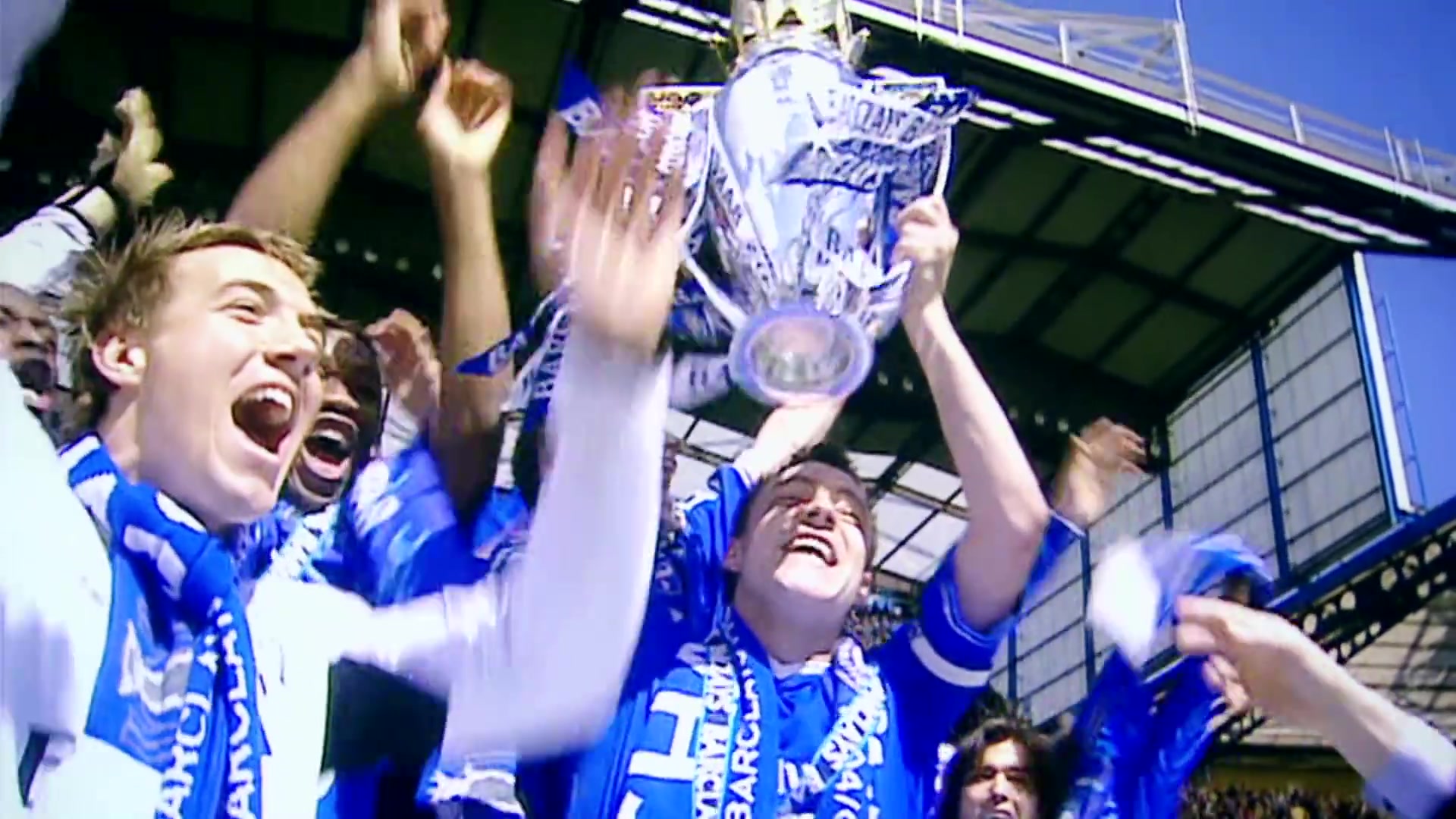 随着摩尔特 随着摩尔特