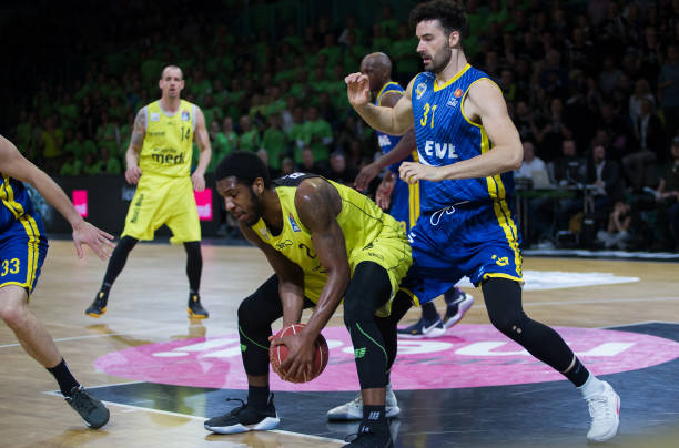 他们送出了 他们送出了